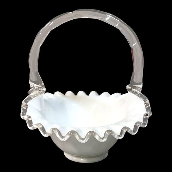 Fenton Silver Crest Reed White Milk Glass Ruffled Basket With Clear Handle Vtg - Picture 3 of 8
